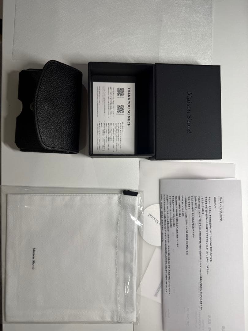 Maison Sbond 折り財布メゾンエスボンド Amyブラック