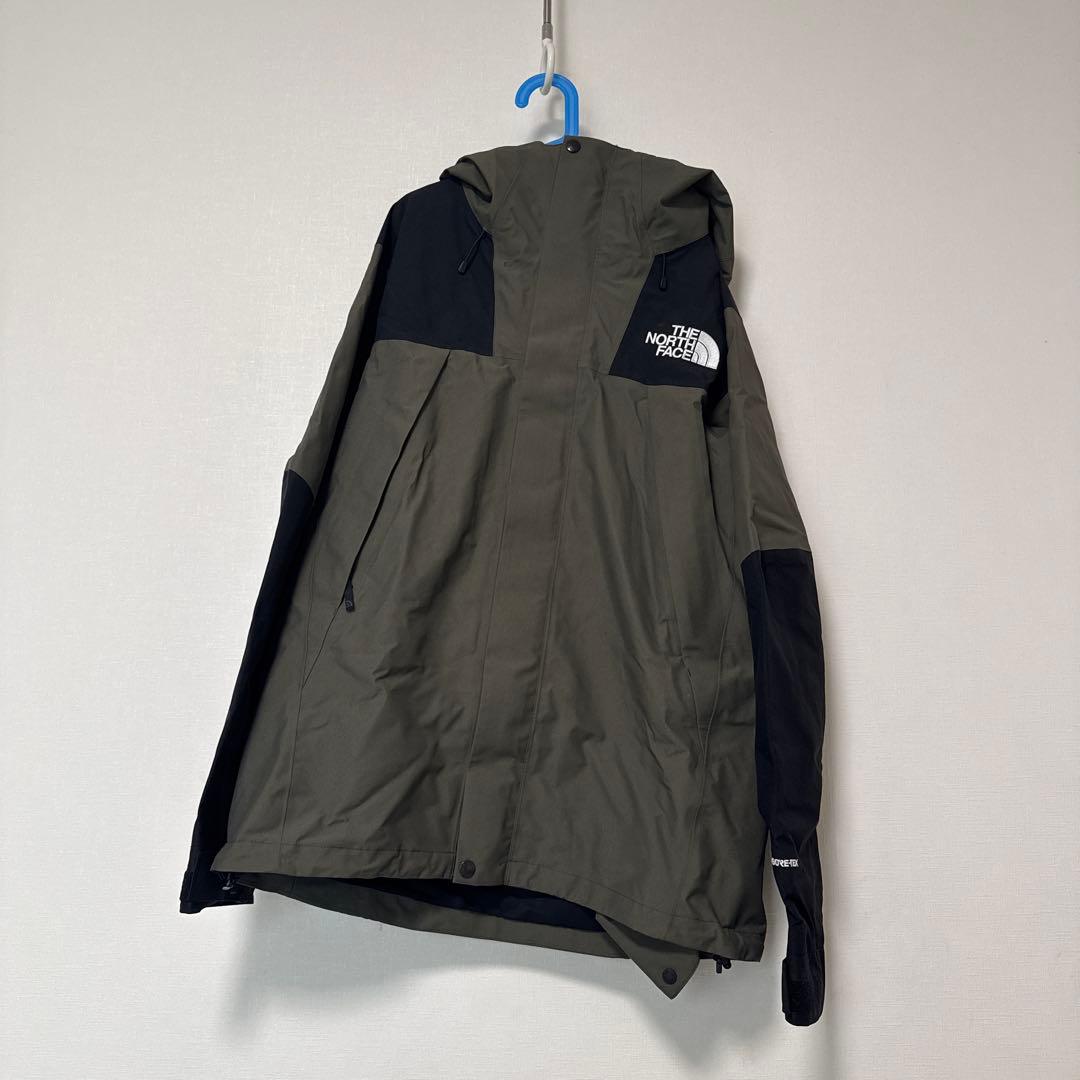 ノースフェイス　マウンテンジャケット　Ｌサイズ　NP61800
