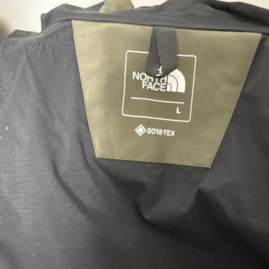 ノースフェイス　マウンテンジャケット　Ｌサイズ　NP61800