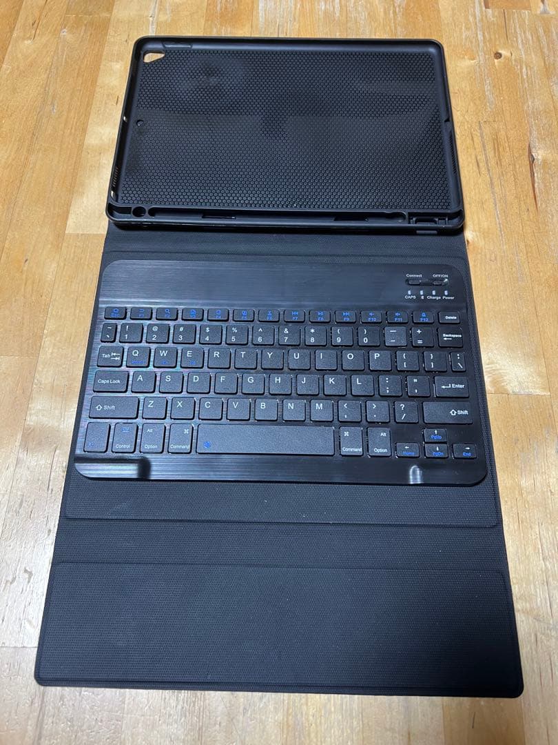 iPad 8世代 (32GB) + Apple Pencil + キーボード