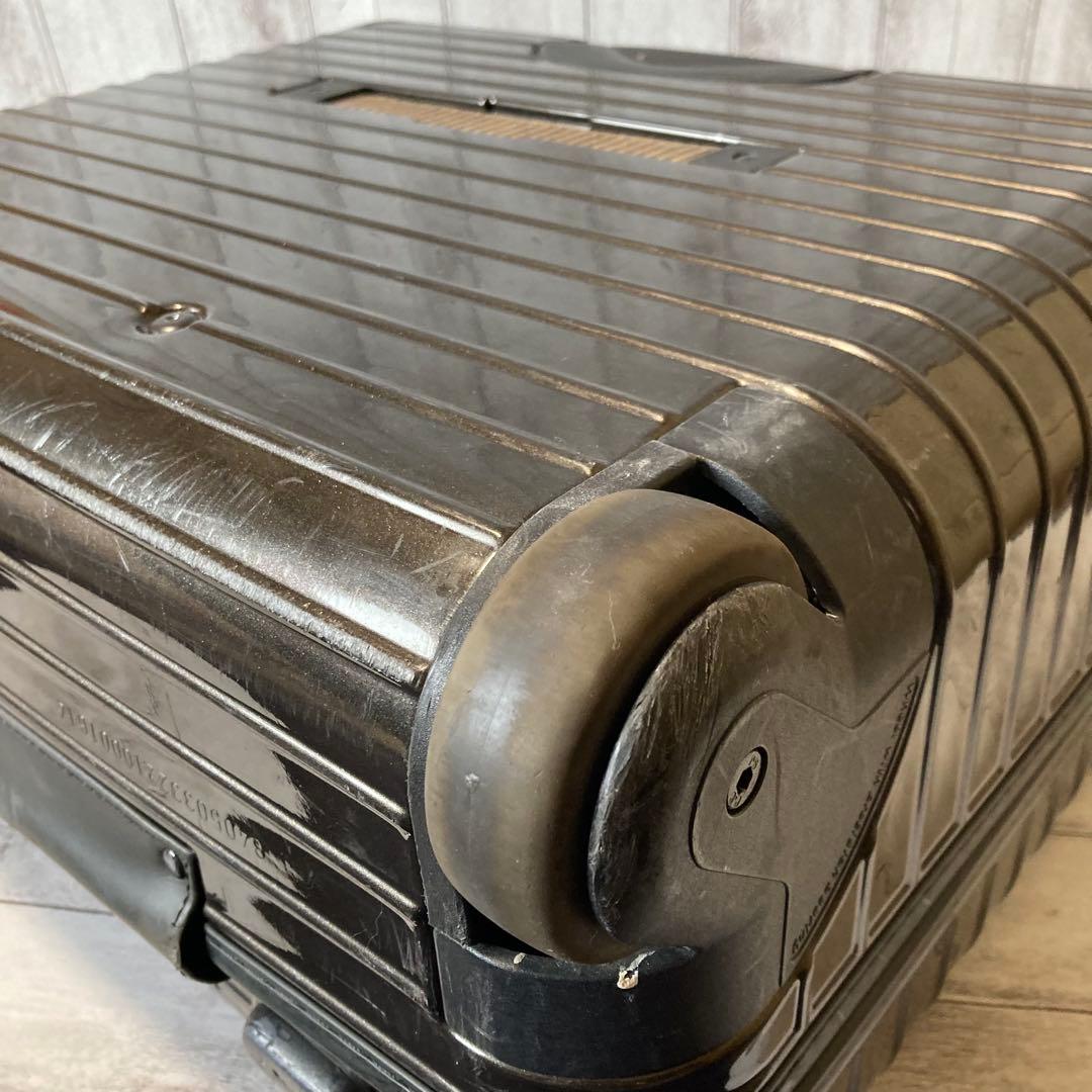 RIMOWA リモワ　キャリーケース　サルサ デラックス ハイブリット　2輪