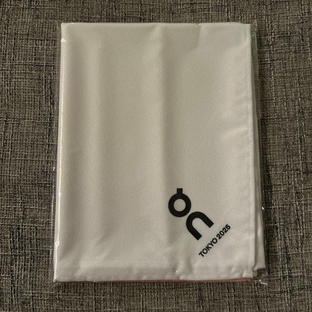 オン　銀座　ON 風呂敷　限定　ノベルティ　スイス