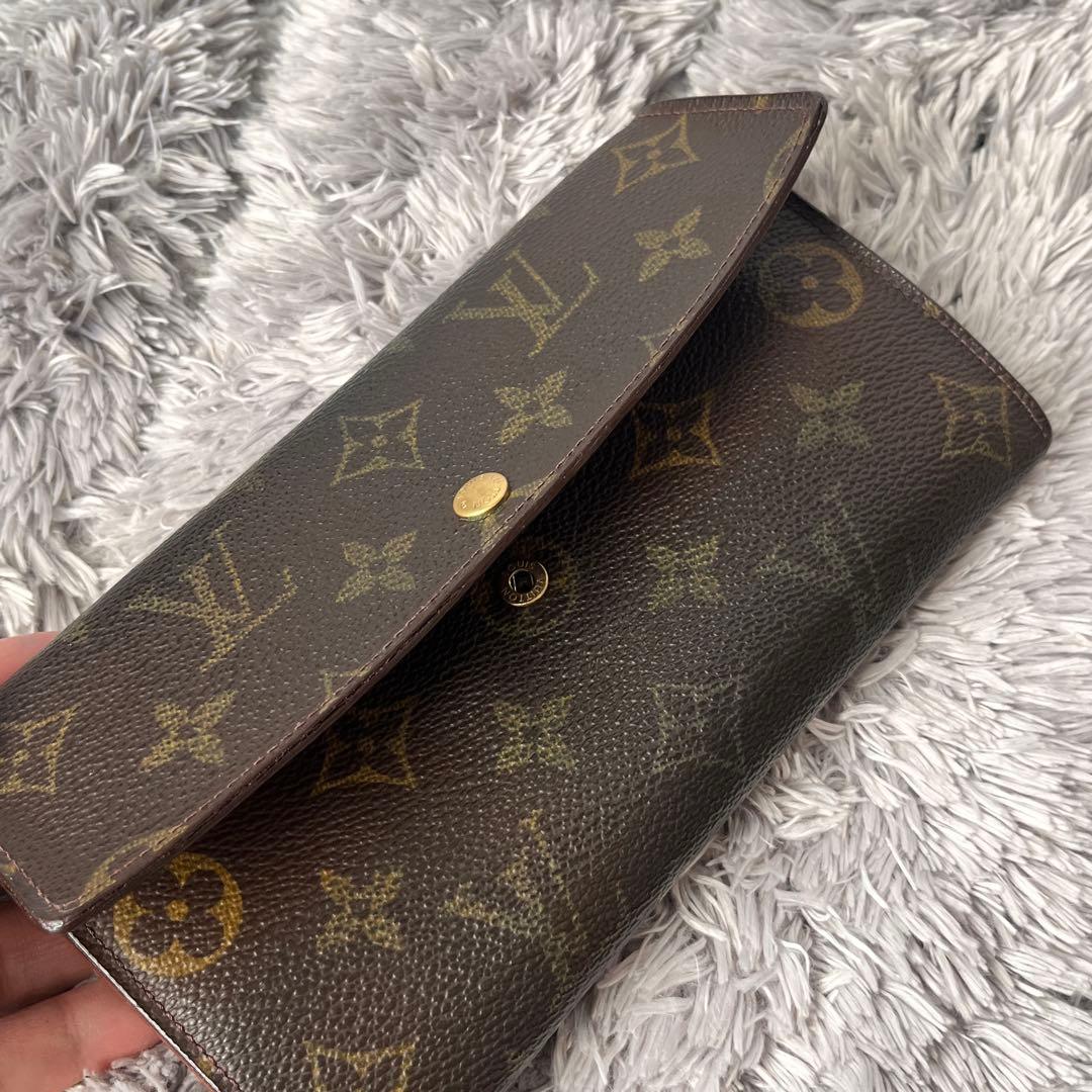ルイヴィトン　モノグラム　長財布　ポルトモネクレディ　メンズ　レディース