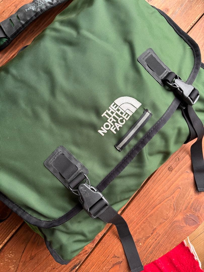 thenorthfaceメッセンジャーバック　アウトドア　y2k ノースフェイス