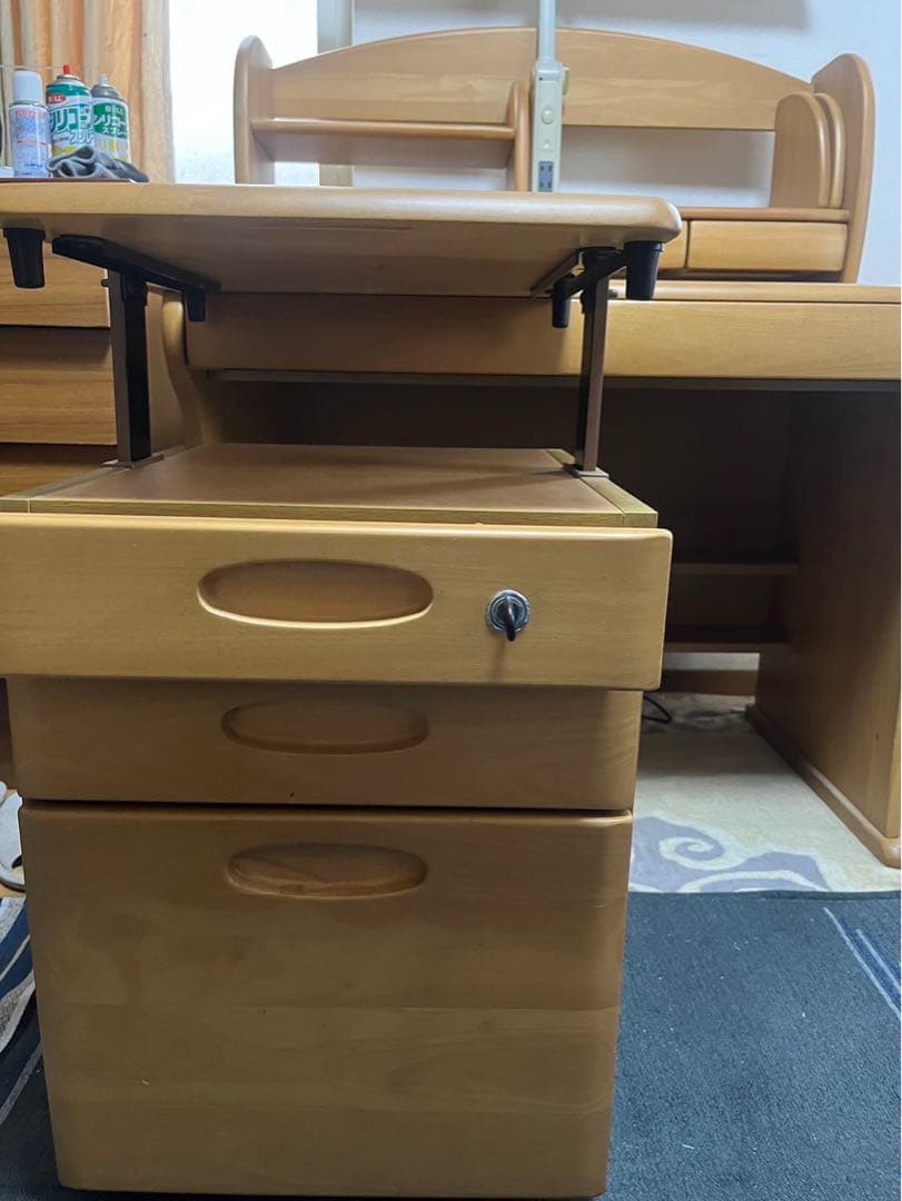【神戸】オカムラ　学習机　勉強机　美品