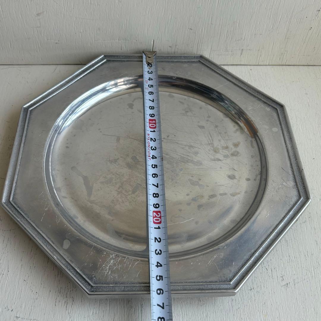 お値下！　ヴィンテージ　ピューター　花リム+八角形プレート　エタンオクタゴン２枚