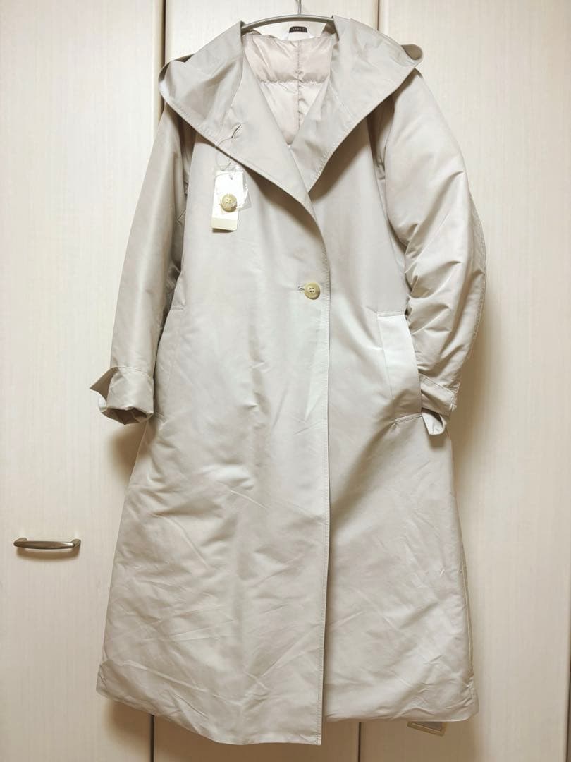 新品未使用　クロコダイル　ソフトタフタフーデットダウンコートＭ