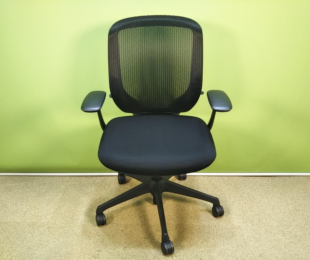 av　オカムラ　シルフィーチェア　ローバック　固定肘　前傾機能　メッシュ　中古品