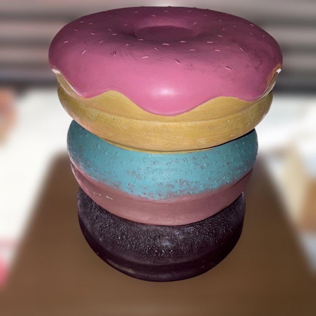 インテリアチェア イースね ドーナツ ピンク（椅子）