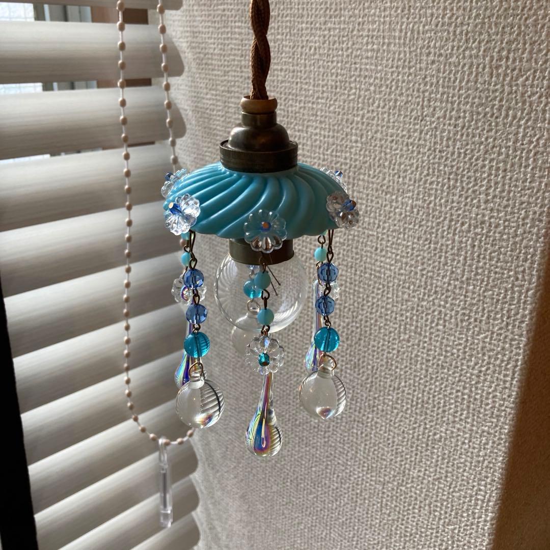 ミニシャンデリア　１９世紀　フランス　オパールセント　アンティーク　超ミニ