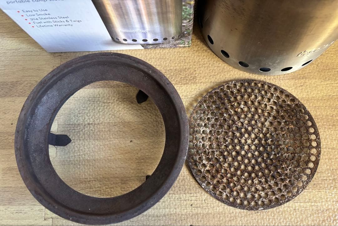 Solo Stove キャンプファイヤー 焚き火台 鉄板&五徳&ハンドル　セット