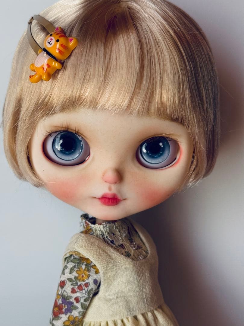 やや カスタム アイシードール