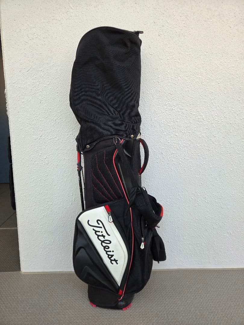 Titleist キャディバッグ 黒/白/赤