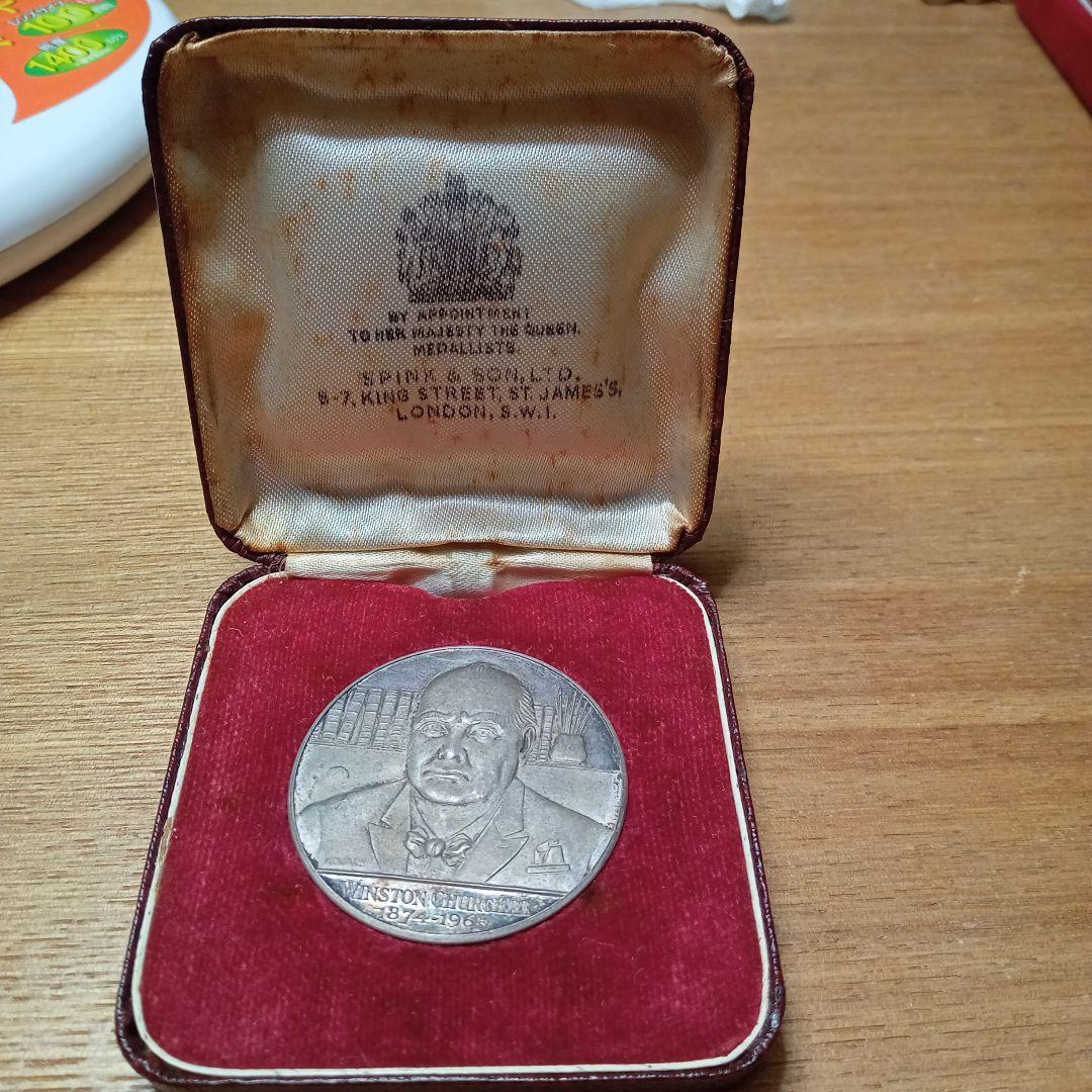 500円記念シルバー1000 。日生クラブ表彰純銀　チャーチルシルバーメダル
