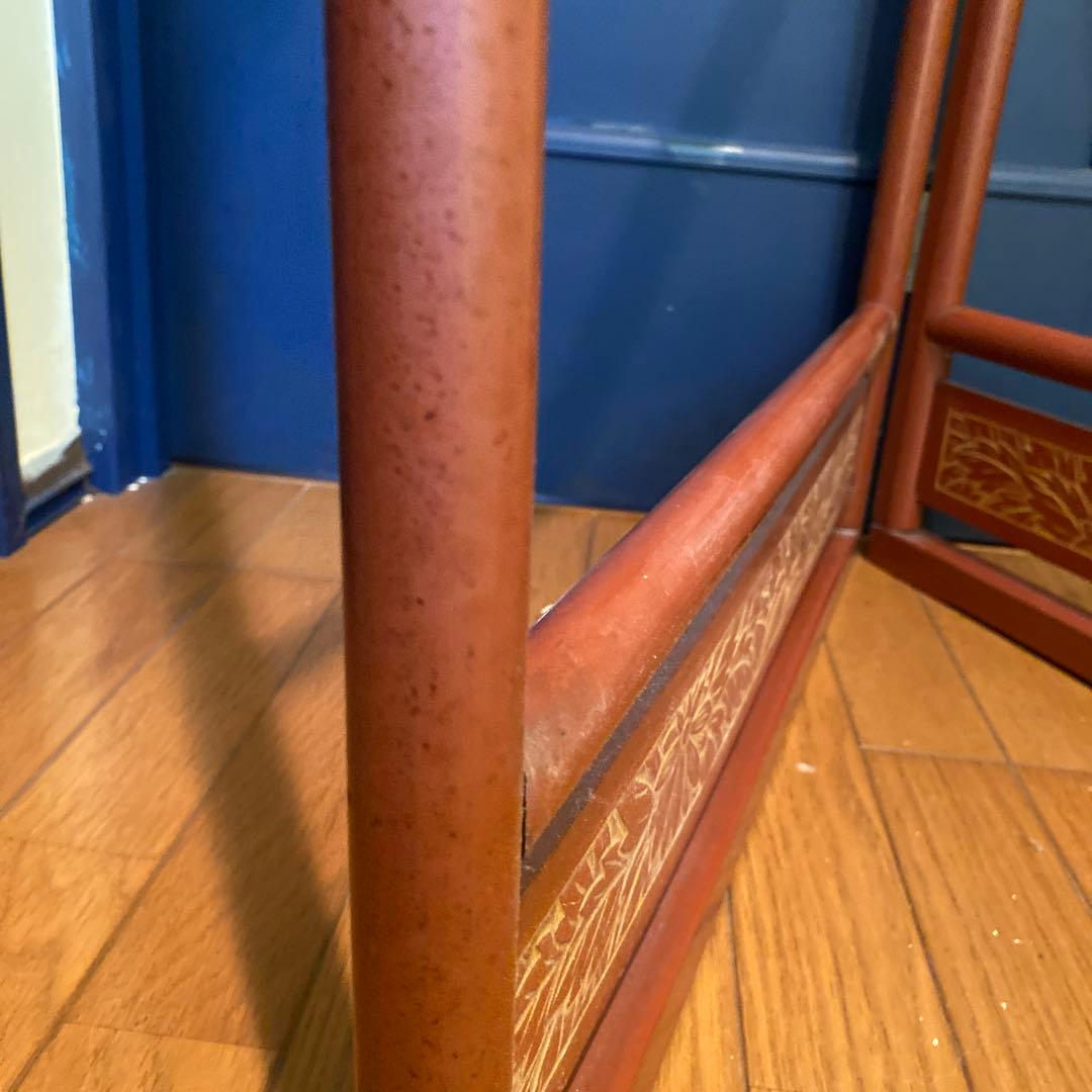 朱色の木製衣桁　高さ152 幅154 （たのメル便8600円送料込み）