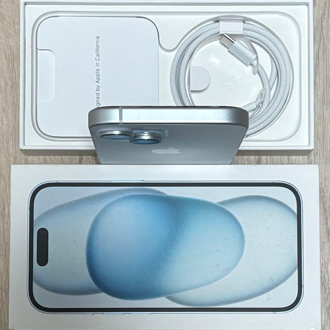 未使用近いバッテリー容量100% iPhone15 128GB SIMフリー本体