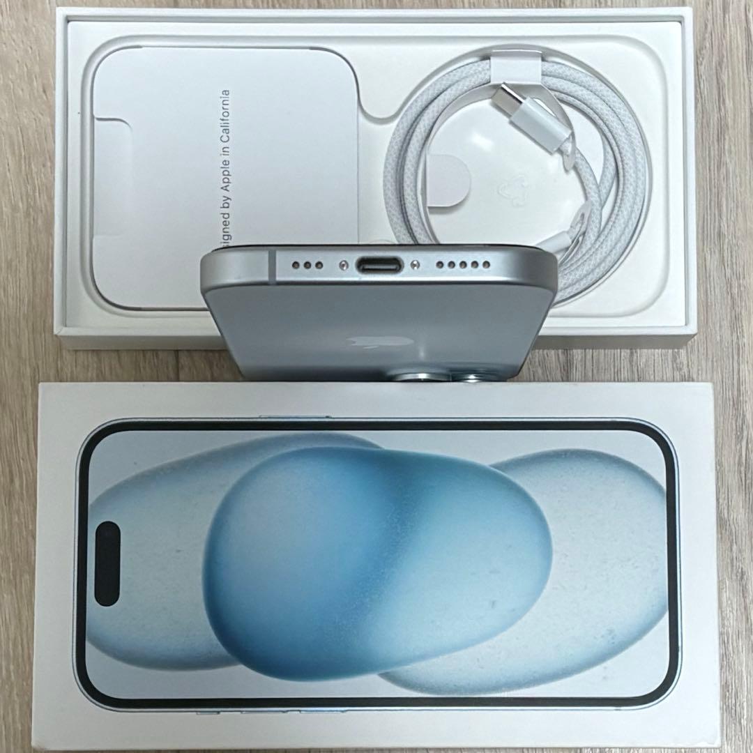 未使用近いバッテリー容量100% iPhone15 128GB SIMフリー本体