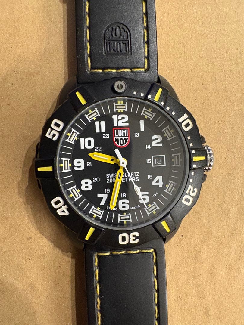 Luminox ルミノックス イエロー　ブラック