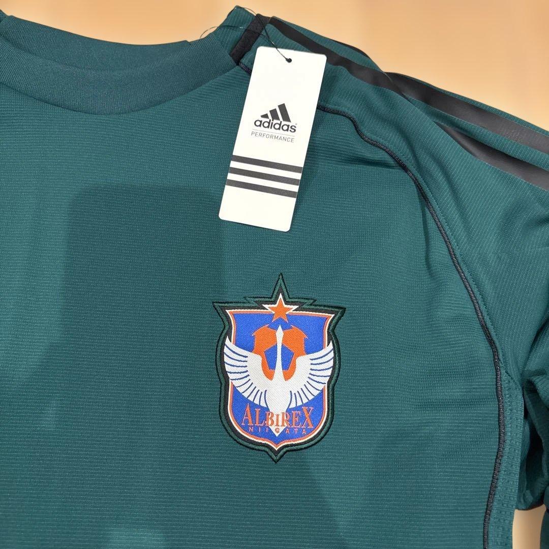 アルビレックス新潟　ゴールキーパーユニフォーム（新品　未使用）