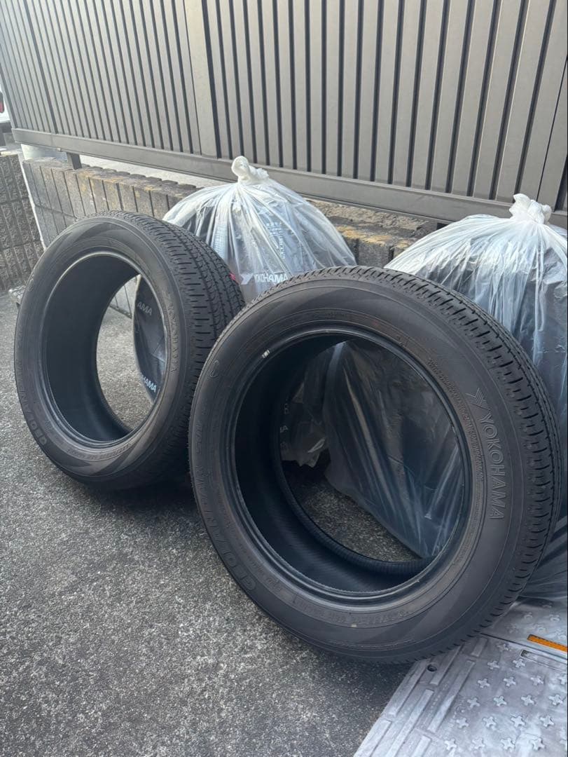 デリカD5 純正タイヤGEOLANDAR 225/55R18 4本セット