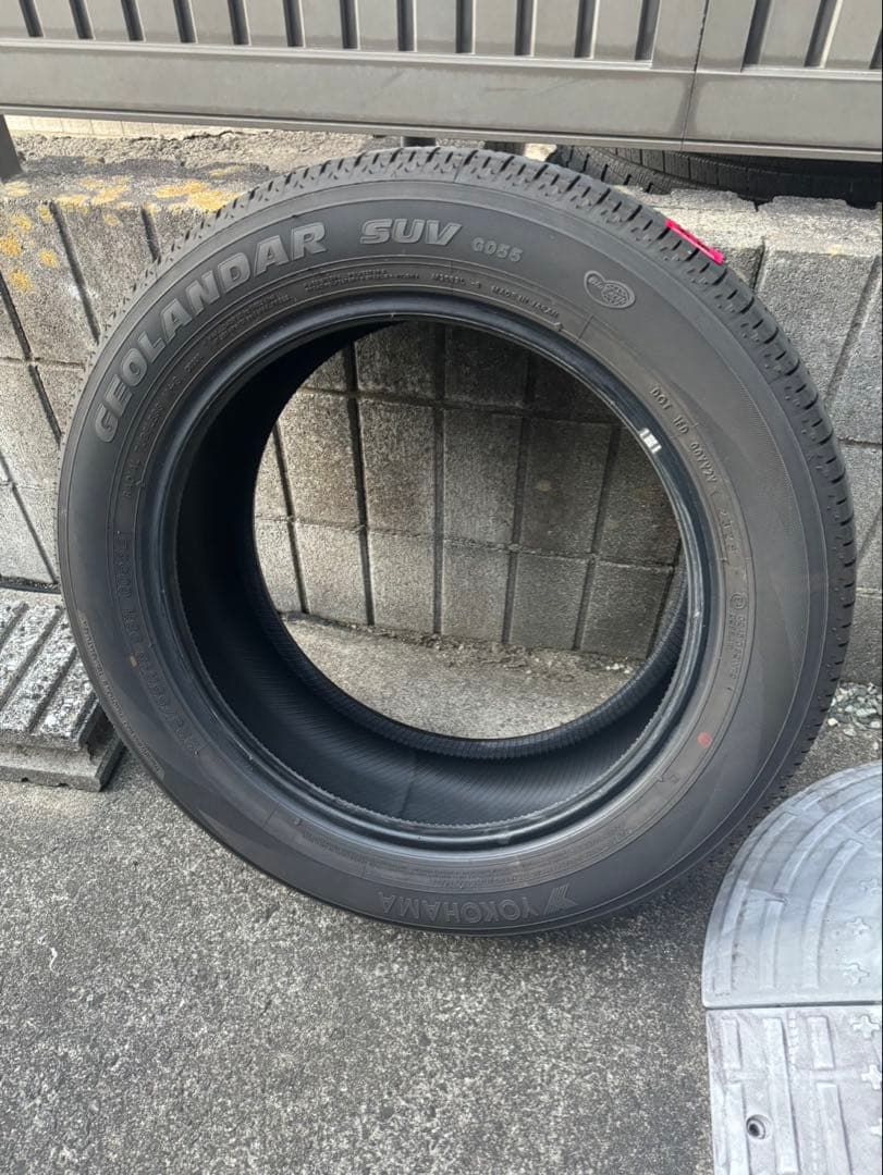 デリカD5 純正タイヤGEOLANDAR 225/55R18 4本セット