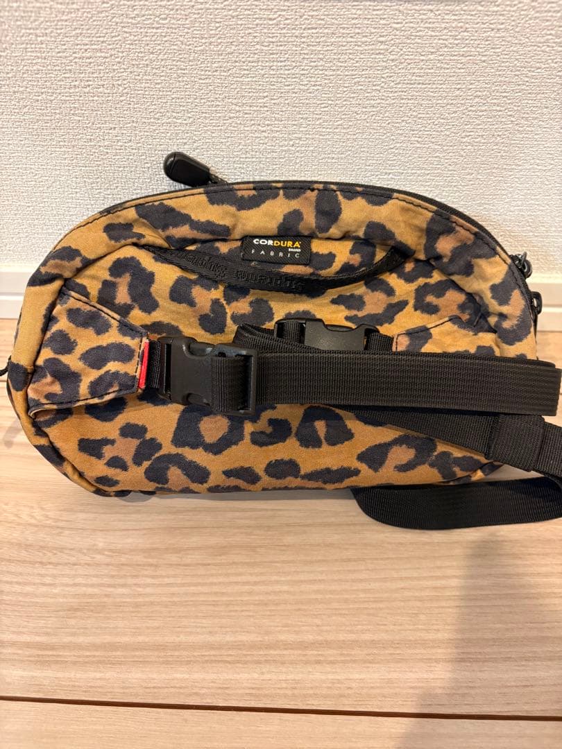 バッグ Supreme Waist Bag Leopard (20FW)