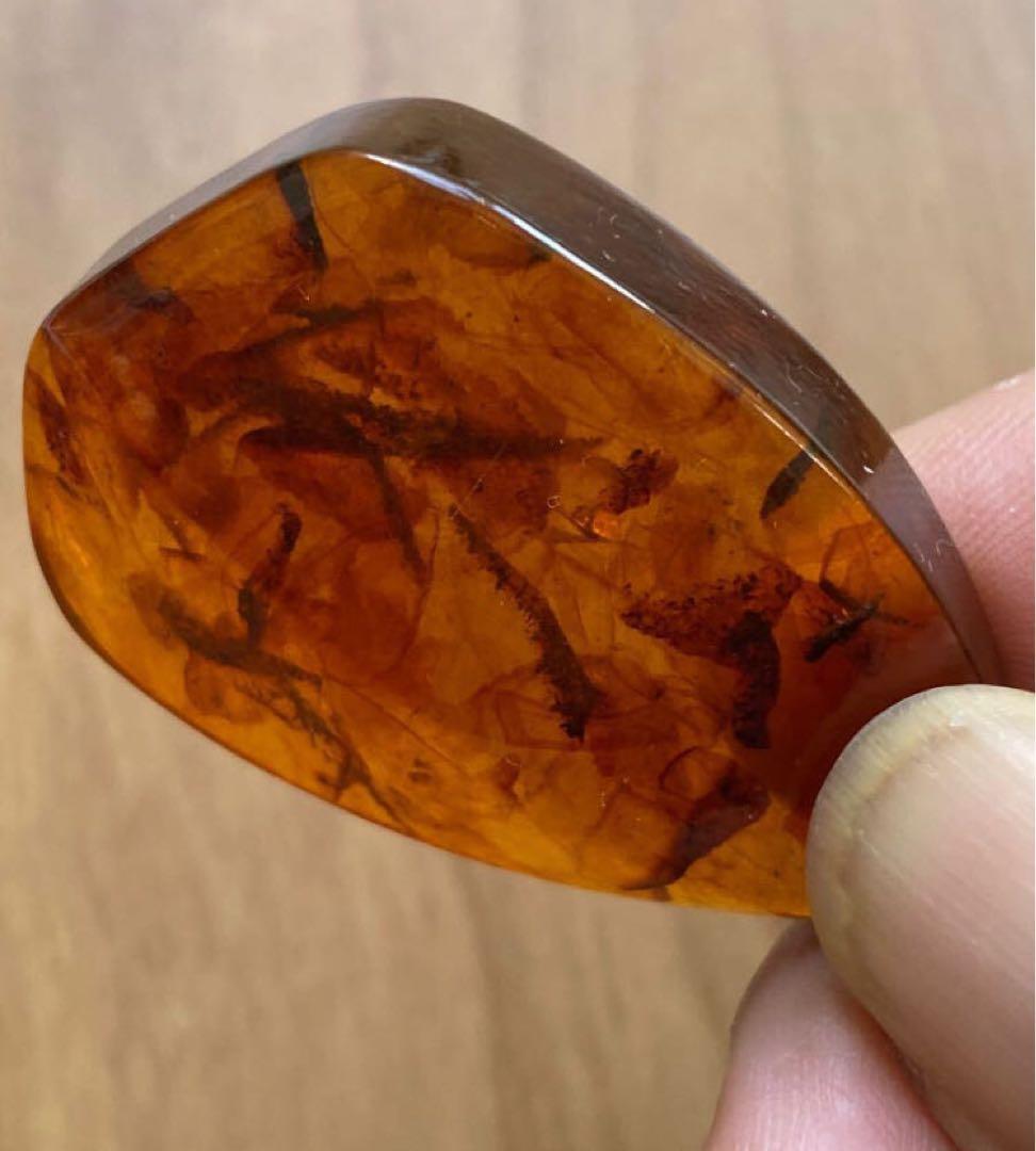 天然琥珀 ペンダントトップ　年代物　骨董品