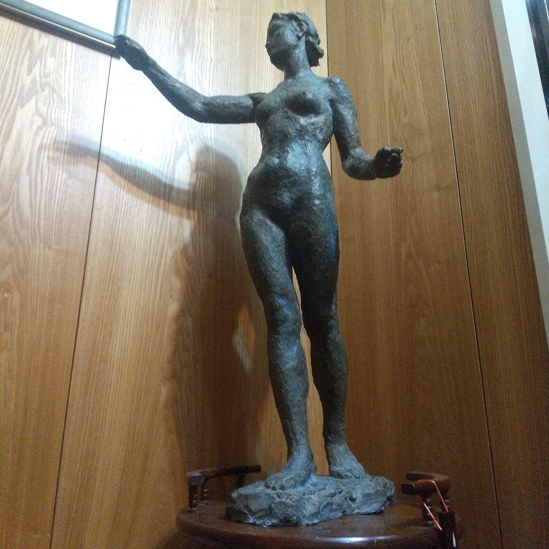 裸婦像　女性像　家具　アンティーク　石田康夫　彫刻　インテリア　芸術家　美術館