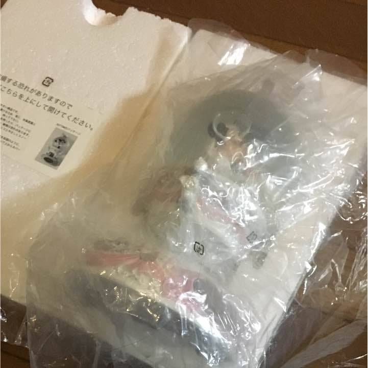 ミッキー、ミニー スノーグローブ新品