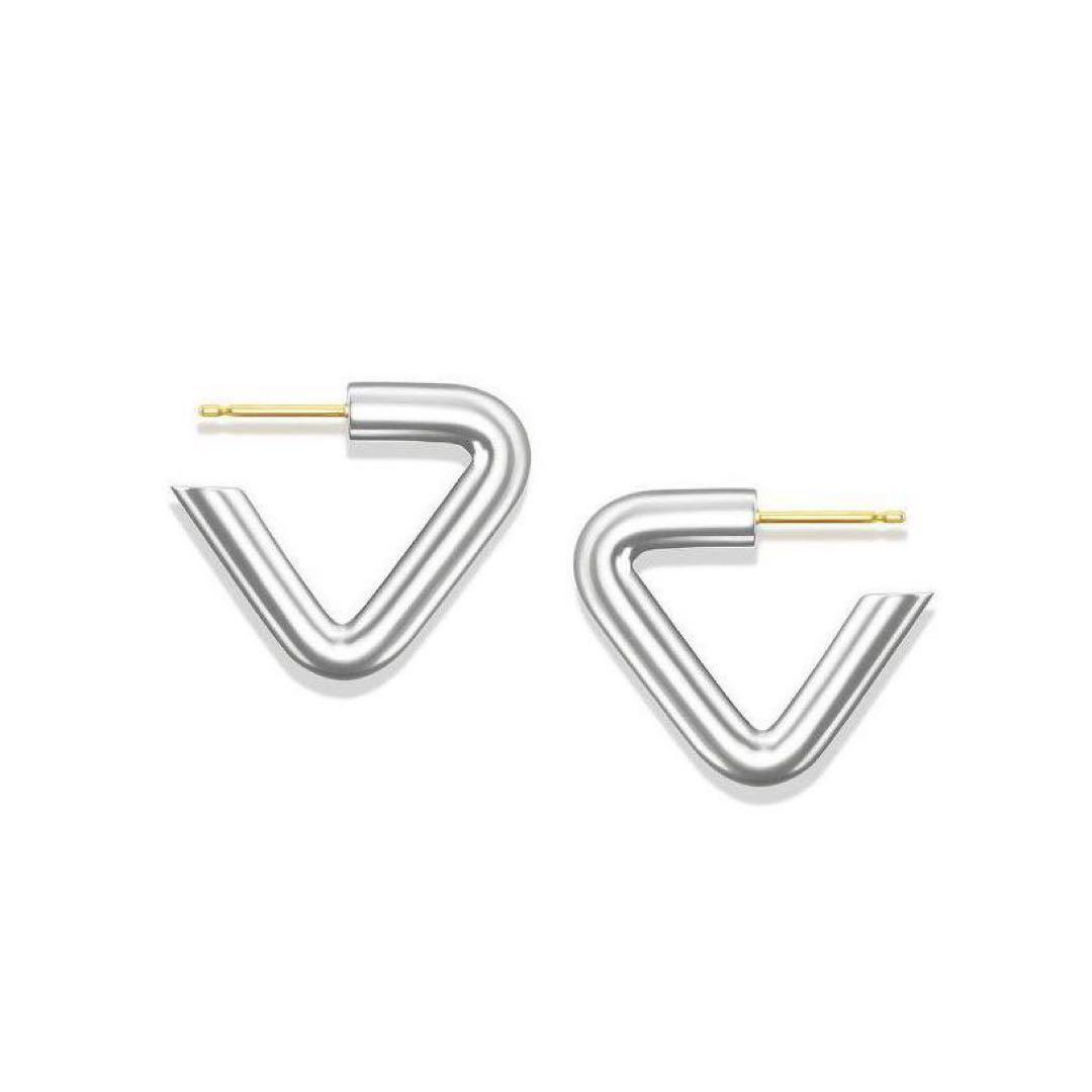 CAREERRING TRIANGLE 501（片耳のみ）