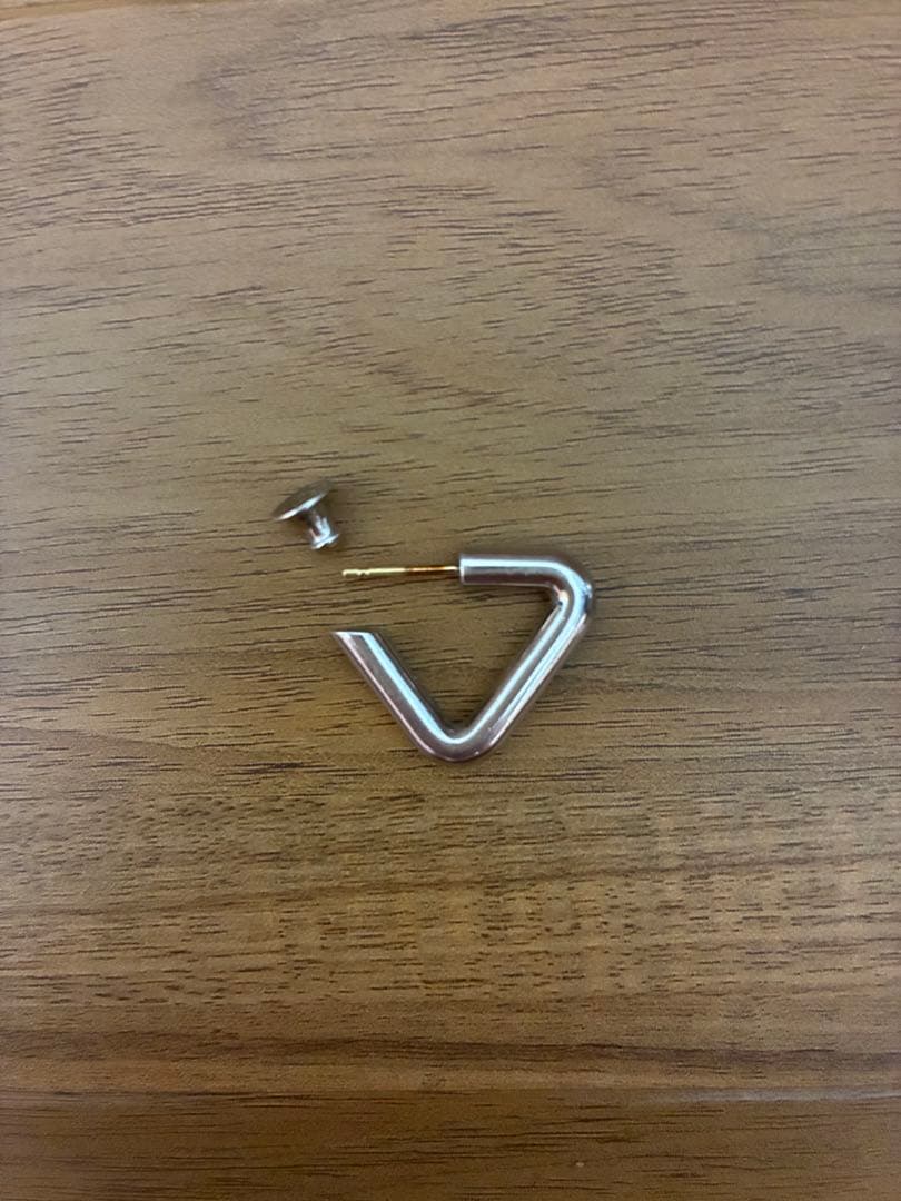 CAREERRING TRIANGLE 501（片耳のみ）