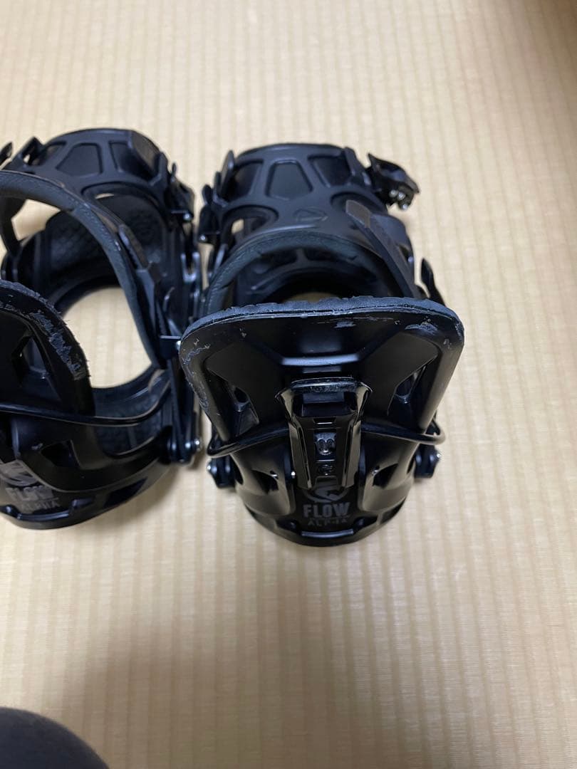 Flow ALPHA スノーボード　ビンディング　リアエントリー
