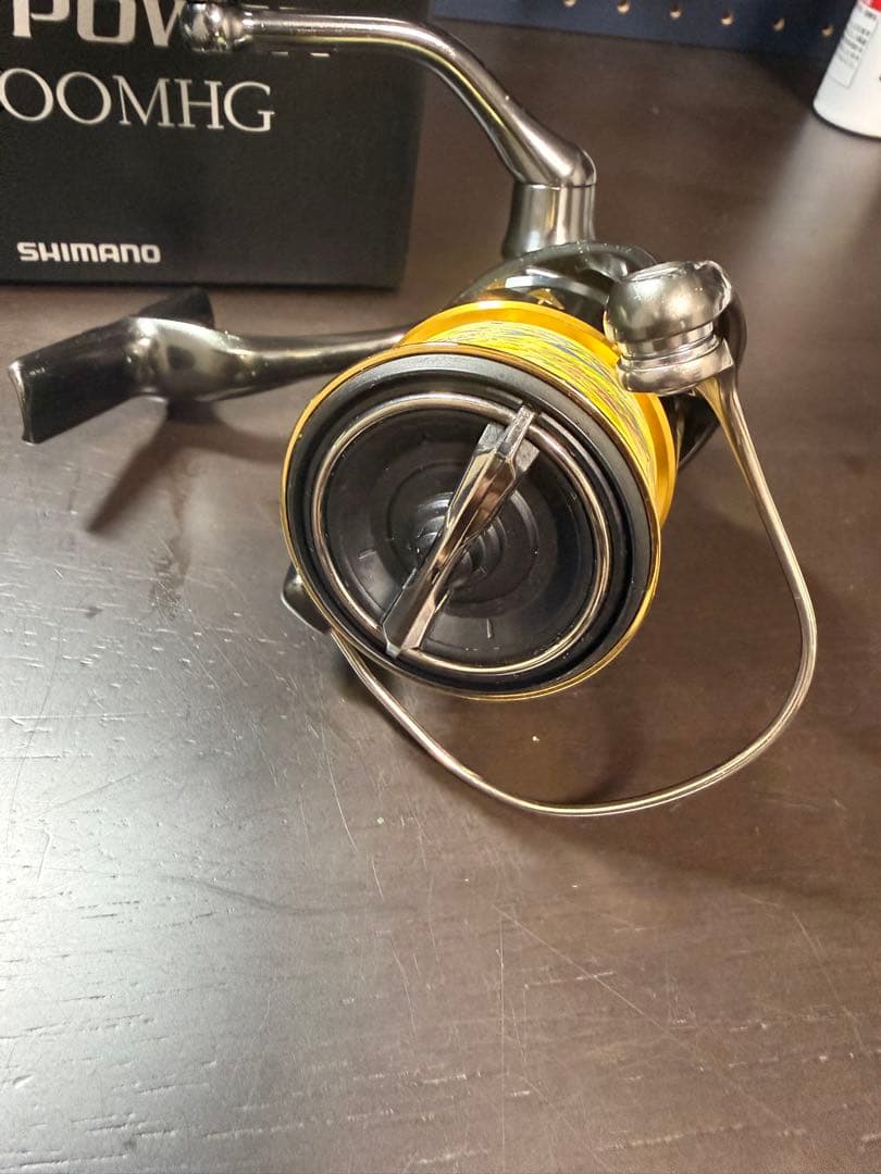 【最終値下げ】SHIMANO 20TWIN POWER C3000MHG