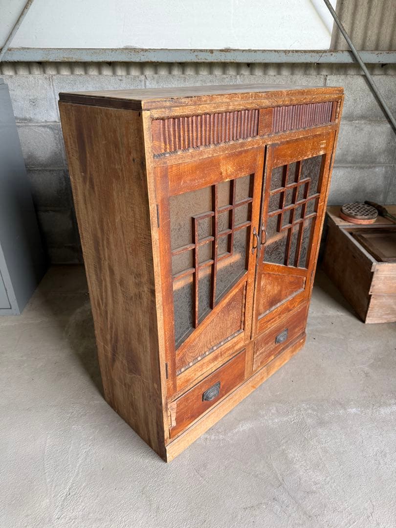 木製アンティーク箪笥 ガラス扉付き　古い　収納　家具　茶箪笥　手渡しのみ