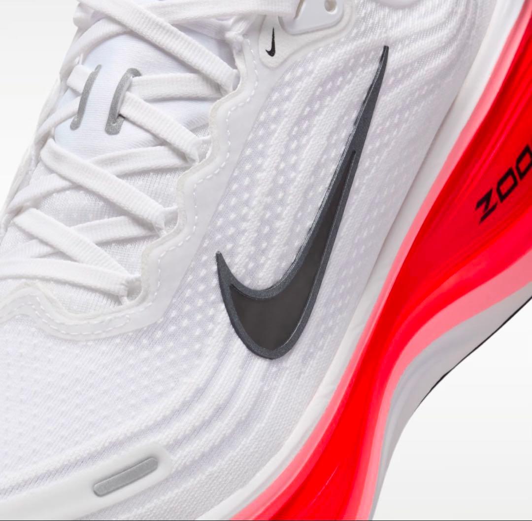 新品 ナイキ ボメロ プラス 25㎝