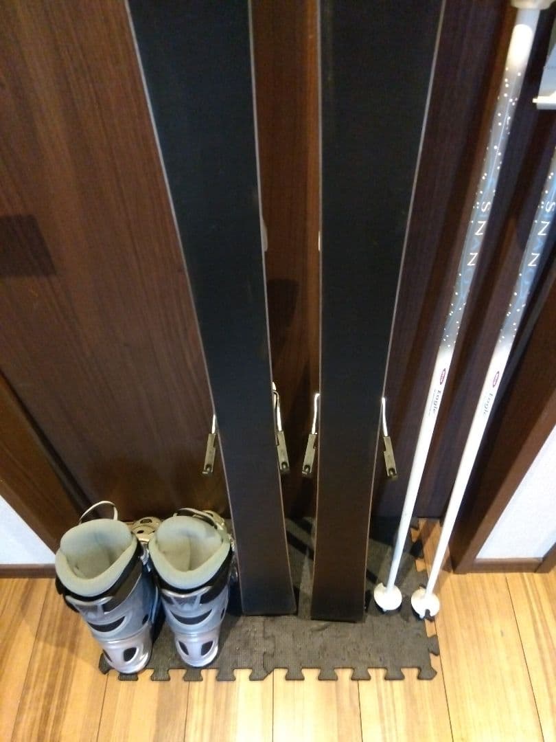 ハイエンド SALOMON 学生・レディース スキーセット メンテ・WAX済み✔