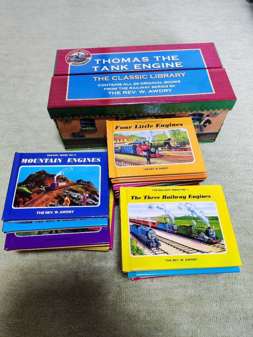 英語絵本　機関車トーマス　26冊ボックスセット