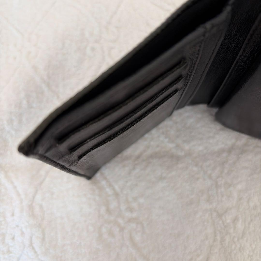 CHANEL キャビアスキンブラックレザー 二つ折り財布