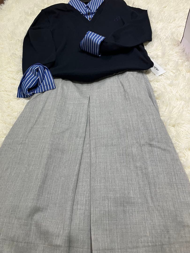 フォクシーグレー 清楚なスカート42 シンプルながら おしゃれ