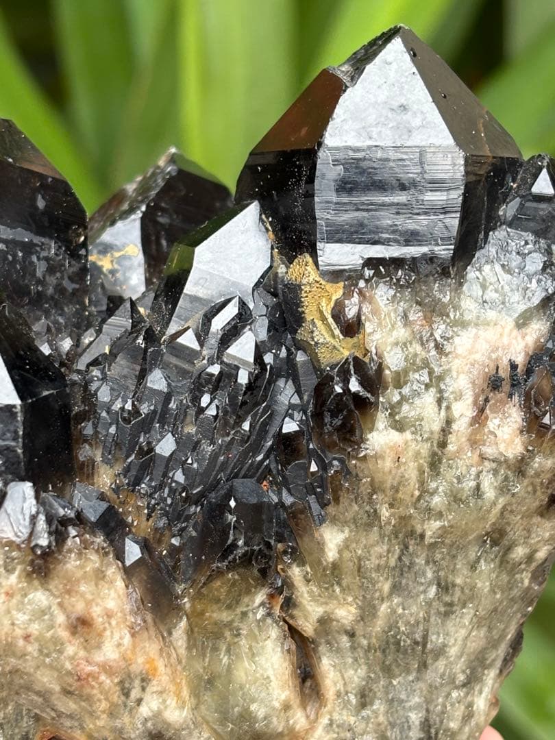 モリオン　黒水晶　キャンドルクォーツ　クラスター　1037g 姿が美しい