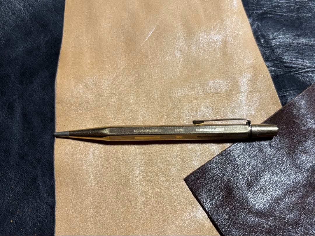 ヤードオレッド　ペンシル