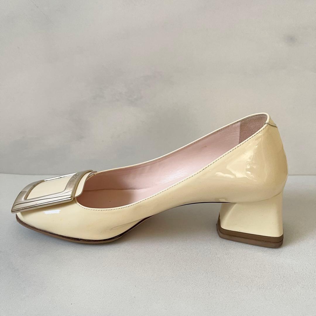 ロジェヴィヴィエ パテント パンプス トレヴィヴィエ チャンキーヒール35.5