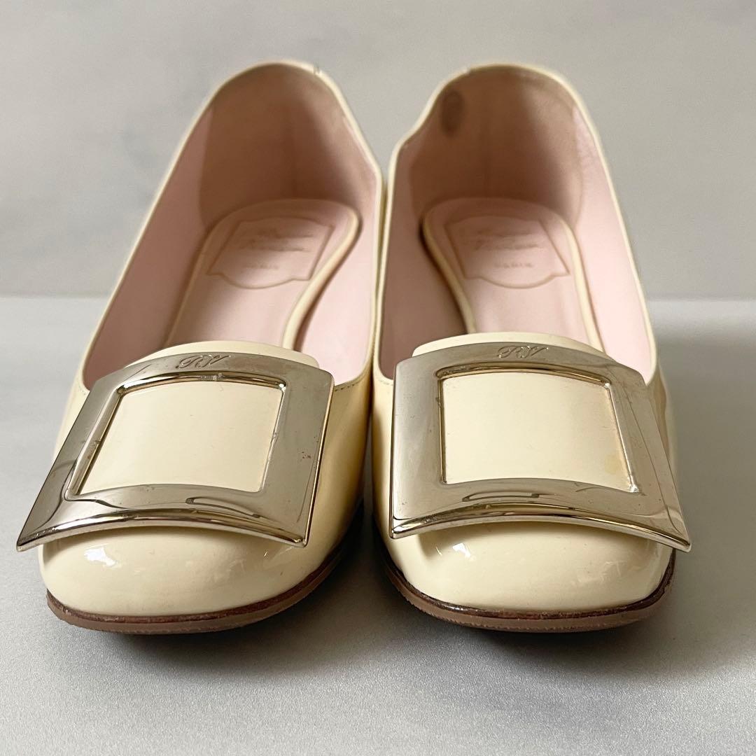 ロジェヴィヴィエ パテント パンプス トレヴィヴィエ チャンキーヒール35.5