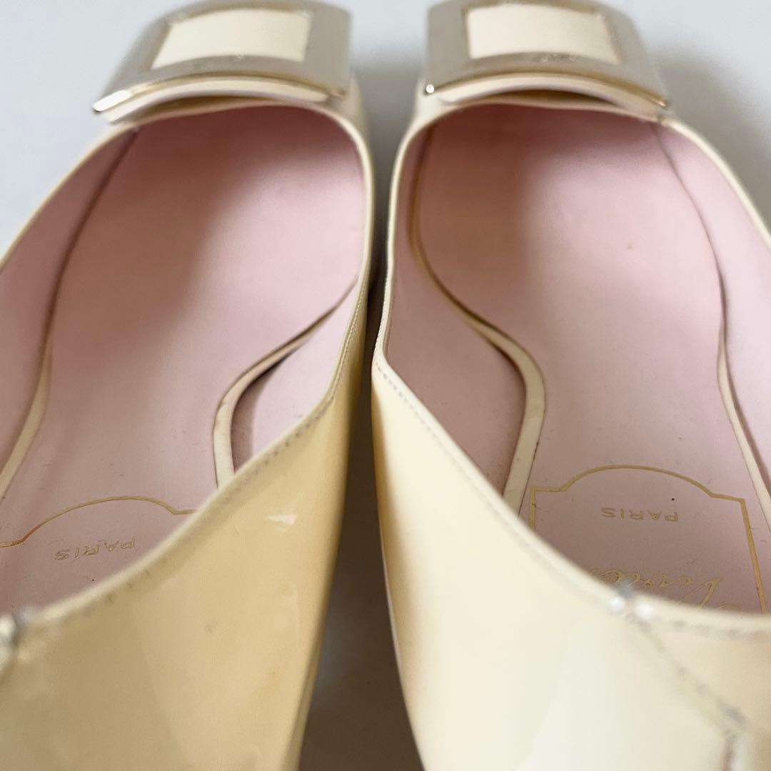 ロジェヴィヴィエ パテント パンプス トレヴィヴィエ チャンキーヒール35.5