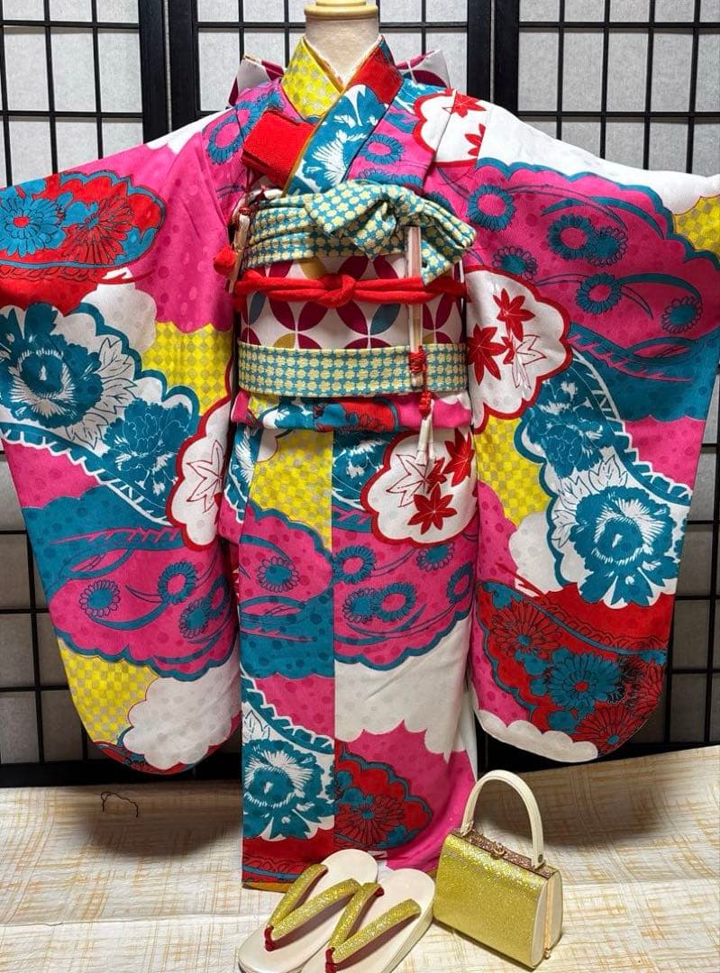 七五三　着物セット　7歳　モダンアンテナ　美品　新品　フルセット