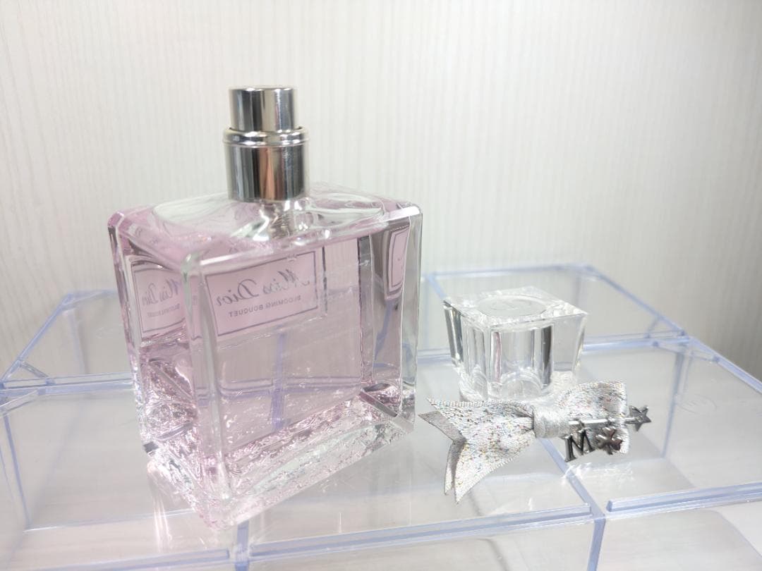 ミスディオール　ブルーミングブーケ　オードトワレ　100ml　ミニ香水とセット