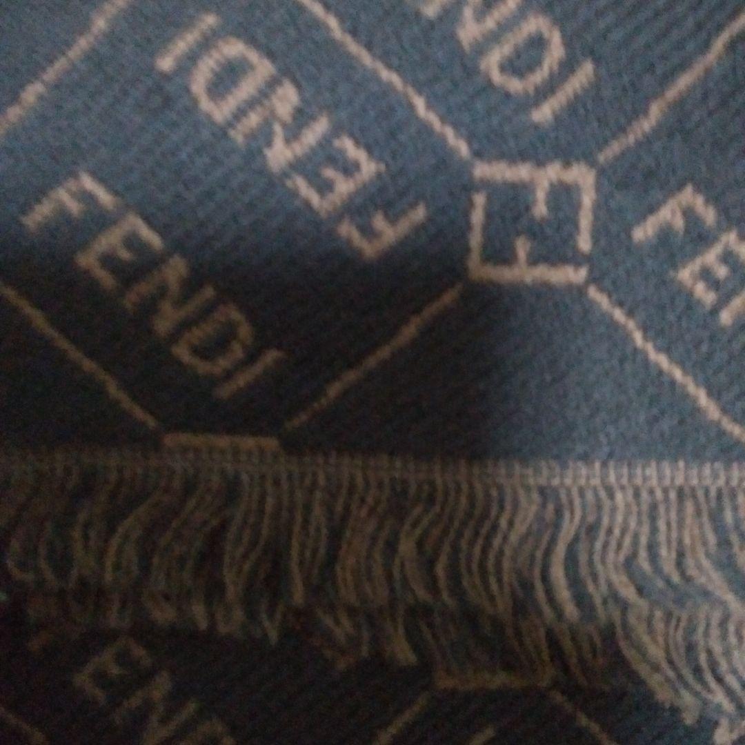 FENDIマフラー　イタリア製　ウール