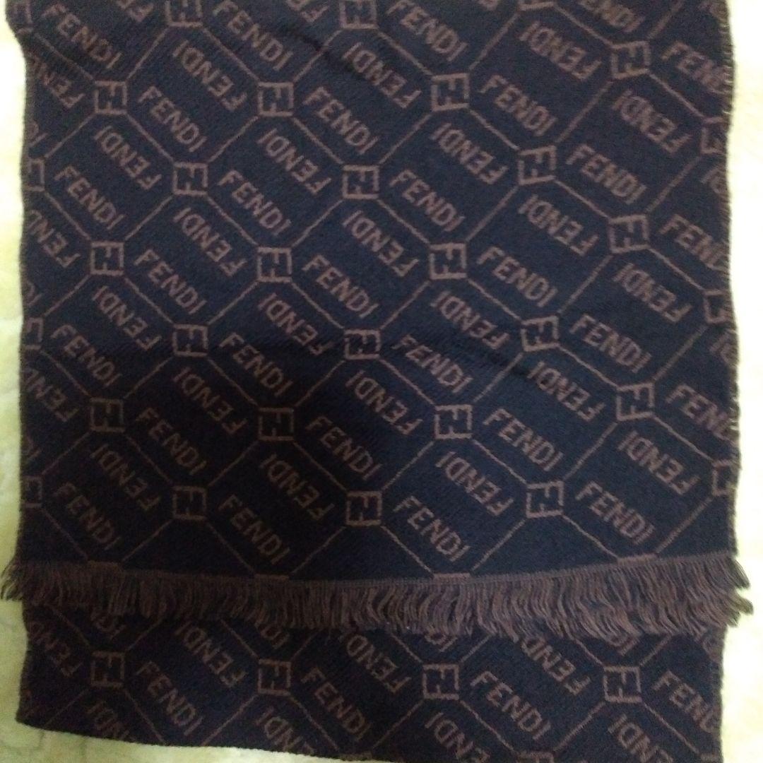 FENDIマフラー　イタリア製　ウール