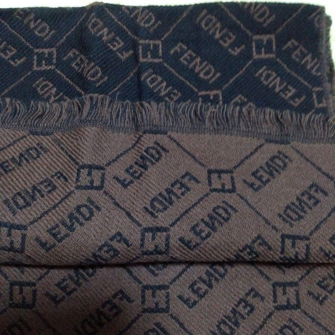 FENDIマフラー　イタリア製　ウール