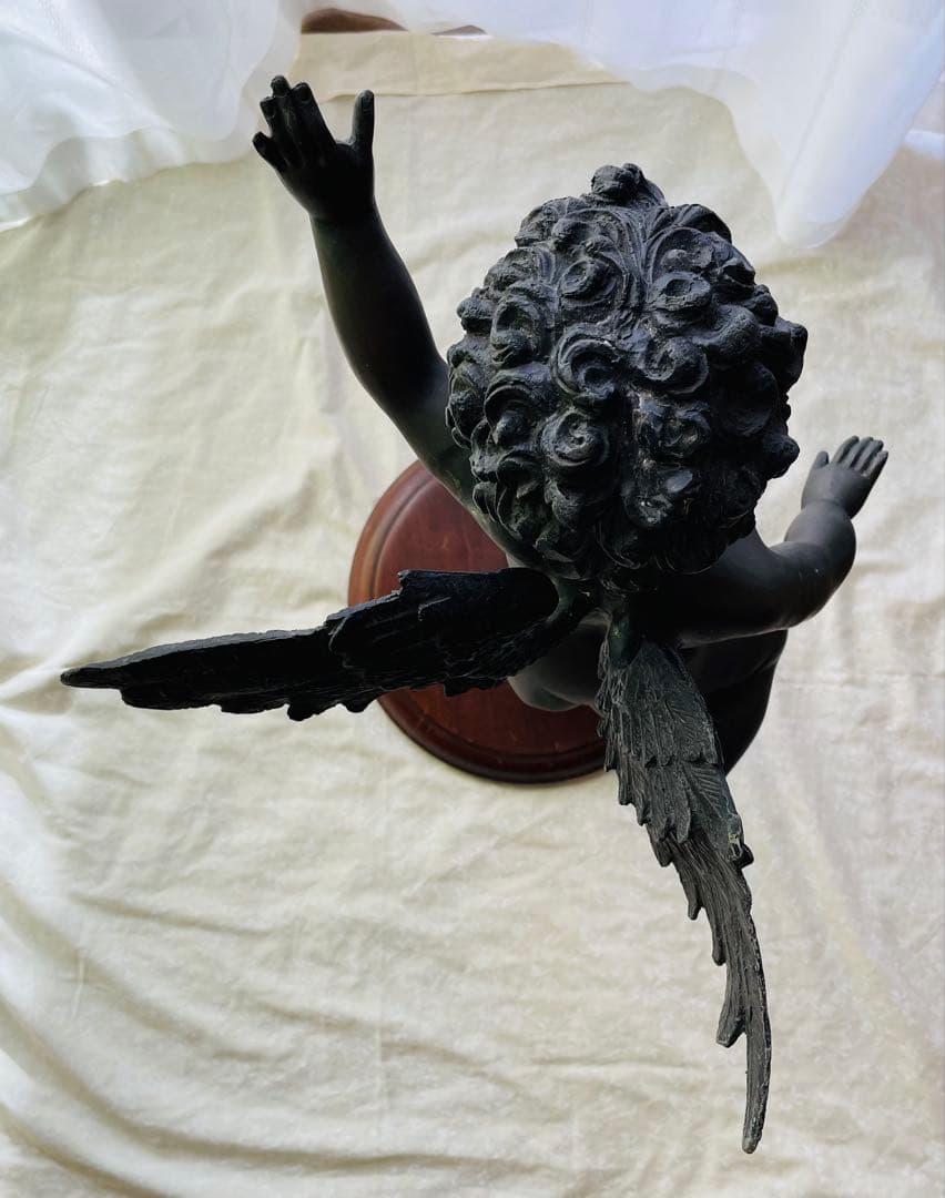 【天使】ブロンズ製 天使像 木製台座付き 高さ約65cm